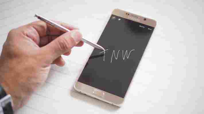 Hands-on with the Galaxy Note 5: the original phablet slims down