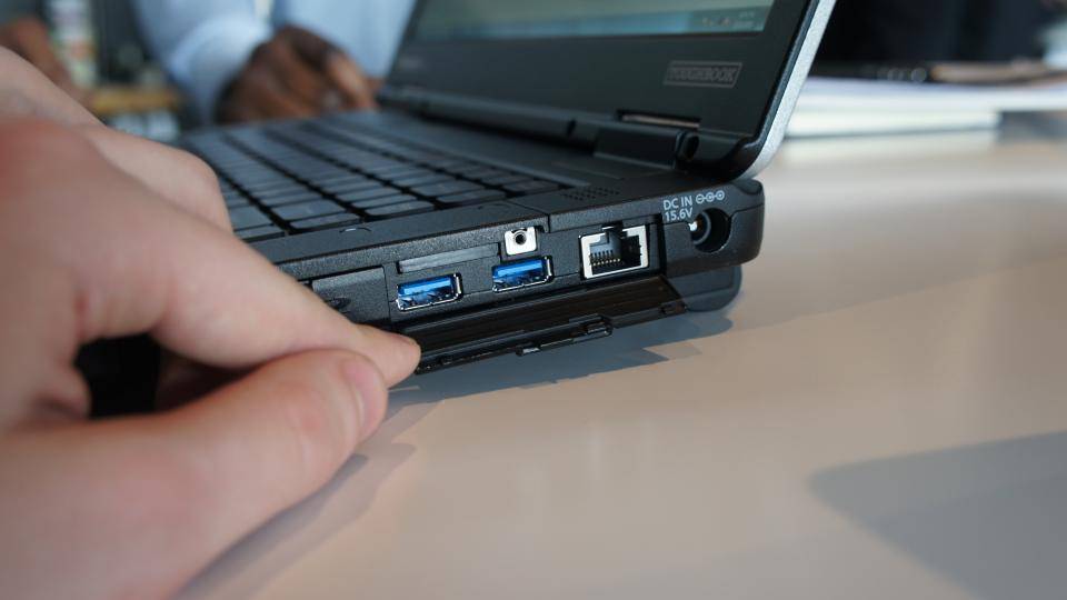 Panasonic Toughbook CF-54 review - Hands on