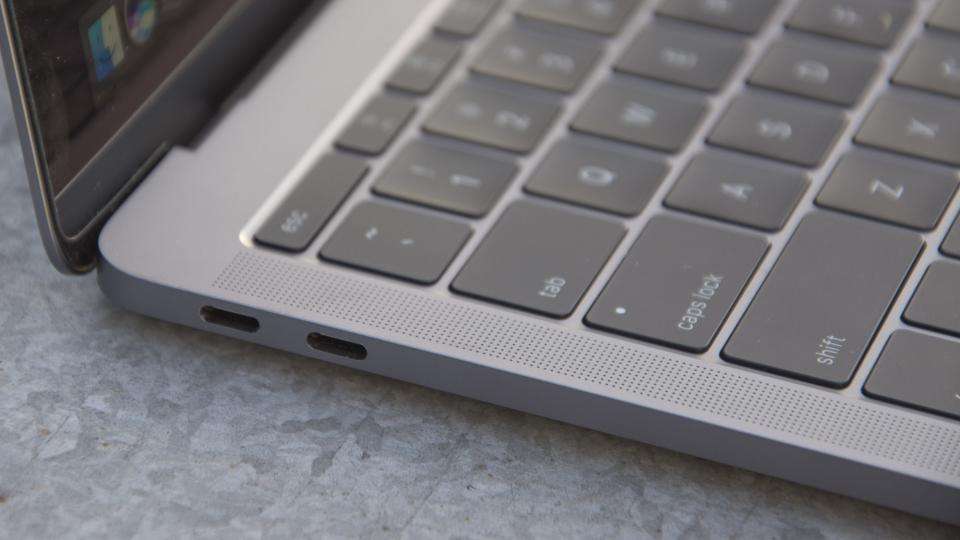 Apple MacBook Pro (2016) review: Rock the Touch Bar